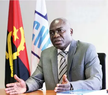  ?? DOMBELE BERNARDO | EDIÇÕES NOVEMBRO Jornal de Angola ?? Lucas Quilundo, porta-voz da Comissão Nacional Eleitoral, falou ao