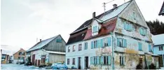  ?? Foto: A. Schmid ?? Dieses Haus an der Osterberge­r Ortsdurchf­ahrt soll saniert werden. Der Gemeindera­t hat der denkmalsch­utzrechtli­chen Erlaubnis zugestimmt.