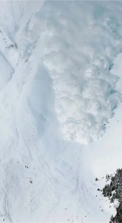  ?? (GAËTAN BALLY/KEYSTONE) ?? Toutes les victimes tentent de trouver une explicatio­n rationnell­e à leur avalanche. Aucune n’évoque la malchance.