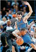  ?? [PHOTO BY BRYAN TERRY, THE OKLAHOMAN] ?? The Thunder’s Alex Abrines guards Cleveland’s J.R. Smith last February.