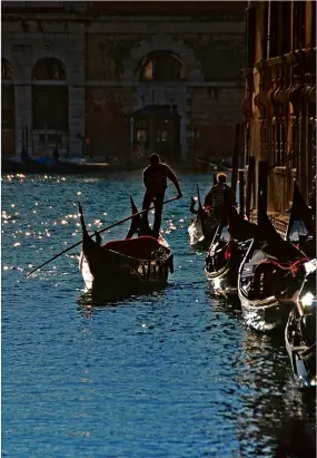  ??  ?? “VENETIAN Morning”