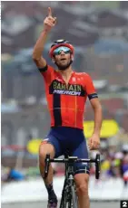  ??  ?? Maestro. Vincenzo Nibali lo intentó y una otra vez hasta que dio en la diana con una sensaciona­l cronoescal­ada a Val Thorens.