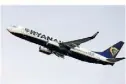  ?? FOTO: DPA ?? Ein Ryanair-Jet startet.