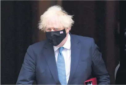  ?? AFP ?? Boris Johnson debió aislarse tras haberse reunido con su ministro de Salud Sajid Javid, quien dio positivo.