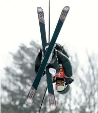  ?? PHOTO: GETTY IMAGES ?? Byron Wells’ world is upside down during the men’s halfpipe freestyle skiing qualifying at the Winter Olympics in South Korea.