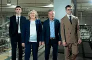  ?? ?? Il team Nella foto la governance dell’azienda barese