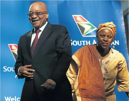  ?? Picture: KEVIN SUTHERLAND ?? FLYING SOLO: President Jacob Zuma with SAA chairwoman Dudu Myeni during his visit to Airways Park this month