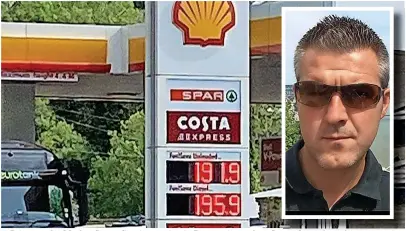  ?? ?? ●●Prices at the Market Street Service station in Bacup pictured on June 16 and (inset) dad Nathan McLean, who is among the protesters
