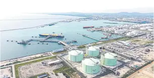  ??  ?? An aerial view of PTT’s LNG terminal in Map Ta Phut, Rayong province.