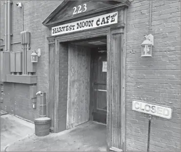  ?? Kenya Hunter ?? Harvest Moon Cafe on Broad Street followed many in the restaurant industry when they decided to cease all operations, including take out and delivery, for the time being.