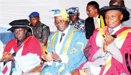  ?? PHOTO NAN ?? From left: Plateau State Governor Jonah Jang; Vice Chancellor, University of Jos, Prof. Hayward Mafuyai; and guest speaker, Prof. Nelson Ochekpe, at the university of Jos inaugural lecture in Jos, yesterday.