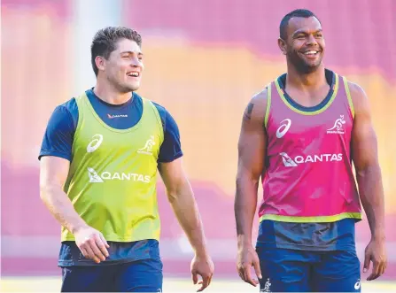  ?? Picture: AAP IMAGE ?? James O'Connor (left) and Kurtley Beale at Wallabies training at Suncorp Stadium yesterday.