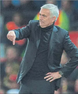  ?? F: EFE ?? Mourinho se enfrenta mañana al Everton El equipo de Old Trafford, 10º en la Premier