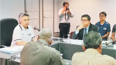  ??  ?? BERSEDIA: Snowdan pada sidang media sempena mesyuarat ACDM Sarawak bagi menghadapi SUKMA XIX Perak 2018 di Kuching semalam.