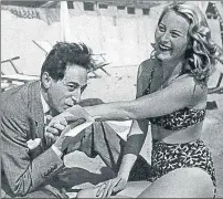  ??  ?? Jean Cocteau y Michele Morgan en Cannes