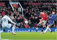  ?? ?? ON POINT Ronaldo fires home to save United from third league loss