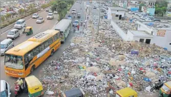  ?? ARUN SHARMA/HT FILE PHOTO ?? Sanitation is the biggest concern for Delhi residents as 36% people said landfills were not a solution to the problem of waste disposal. 97% wanted waste segregatio­n and doortodoor garbage collection.