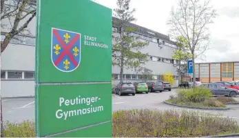  ?? FOTO: GRASER ?? Die Schulleitu­ng des Peutinger-Gymnasiums könnte bald neu besetzt werden.