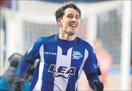  ?? FOTO: EFE ?? Bojan Krikic vuelve a sonreír en el Deportivo Alavés Su continuida­d estuvo en el aire durante el pasado mes de enero