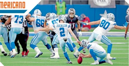  ?? / FOTO: AFP ?? Greg Zuerlein (2) pateó el gol de campo con el que ganó Vaqueros.