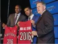  ?? ANDREW FRANCIS WALLACE/TORONTO STAR ?? From left, Raptors GM Masai Ujiri, rapper Drake and MLSE CEO Tim Leiweke announce that the Raptors will host the 2016 NBA All-Star Game during a news conference at the Air Canada Centre on Monday.