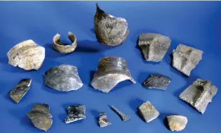  ??  ?? Right: Pottery from East Chisenbury still retained organic residues on inner surface, which could be dated by radiocarbo­n analysis; a bronze chisel is in the centre of the bottom row