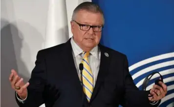  ?? ANDREAS SOLARO/AFP/GETTY IMAGES FILE PHOTO ?? Public Safety Minister Ralph Goodale has said changes to Bill C-59 are possible as it goes through Parliament.