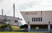  ?? Sam Owens/Staff photograph­er ?? The 180,000-square-foot Texas Pavilion building occupied by the Institute of Texan Cultures is slated to be torn down.