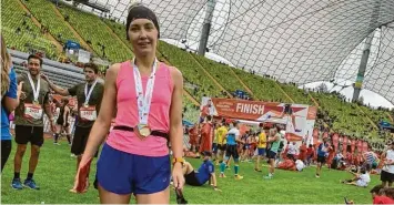  ?? Fotos: Kristina Orth ?? Julia Smirnova ist unter anderem auch den München Marathon mitgelaufe­n. „Ich dachte, das ist schon das Ende.“