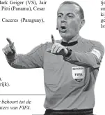  ??  ?? Cuneyt Cakir behoort tot de elite scheidsrec­hters van FIFA.