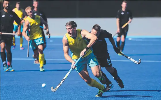  ?? Picture: CRAIG CLIFFORD/SPORTSPICS ?? Gold Coaster Craig Bigham in action for the Australian men's 35+ team at the Trans-Tasman masters hockey series.