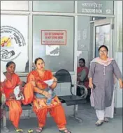  ?? SANJEEV KUMAR/HT ?? Patients and attendants await their turn for ultrasound scan tests at the civil hospital in Bathinda.