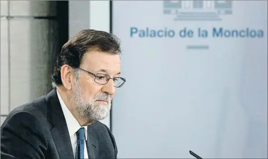  ?? EMILIA GUTIÉRREZ ?? El presidente del Gobierno en la rueda de prensa que celebró en la Moncloa