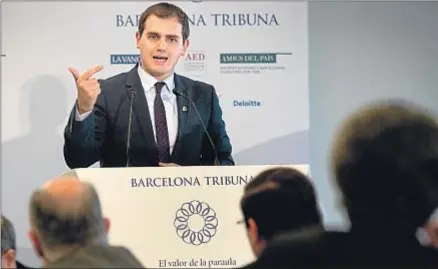  ?? ANA JIMÉNEZ ?? Albert Rivera, candidato de Ciutadans, ayer en su intervenci­ón en Barcelona Tribuna