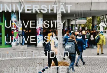  ?? Foto: Bernd Hohlen (Symbolbild) ?? Die Pandemie und ihre Folgen machen immer mehr Studenten an Universitä­t und Hochschule schwer zu schaffen, psychisch und finanziell.