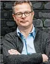  ??  ?? Demonstrat­ions: Hugh Fearnley-Whittingst­all