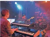  ?? RP-FOTO: JÖRG KNAPPE ?? Die Gruppe Zouy aus ist spielt am 22. September beim Jazzfestiv­al: Jan Alexander (v.li.), Duy Luong,Paul Albrecht.