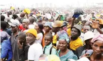  ?? ?? Part of the ZANU PF supporters who thronged Somabhula for a rally addressed by President Mnangagwa yesterday