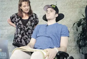  ?? JEFF MCINTOSH/THE CANADIAN PRESS/FILES ?? Michelle Straschnit­zki, left, wanted the distributi­on of donations “wrapped up as equitably as possible.” Her son Ryan was paralyzed from the Broncos bus crash in April.