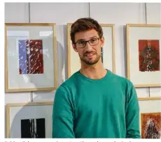  ??  ?? Fabien Tabur expose jusqu’au 13 octobre au lycée Cornu ses dessins au stylo-bille et ses linogravur­es.