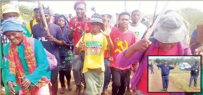  ?? (Courtesy pics) ?? Mahawini residents marched yesterday, demanding the removal of security guards of Richmond Estate. (Inset) A senior police officer addressing the residents.