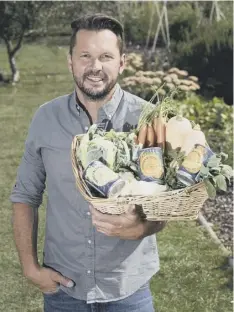  ??  ?? 0 Jimmy Doherty with autumn produce on his farm in Ipswich