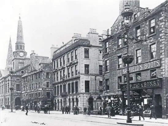  ??  ?? The High Street, Dundee, from the Nethergate, in the early 20th Century. Read more at the top of the left-hand column. Picture: University of Dundee Archive Services.