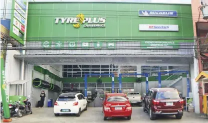  ??  ?? The first Tyreplus outlet in the Philipines soft-opened last December at 8153 Dr. Arcadio Santos Avenue (formerly Sucat Road) in Parañaque City.