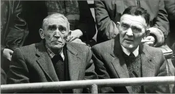  ??  ?? Locals enjoying the opening sale of Iveragh Mart in 1988.