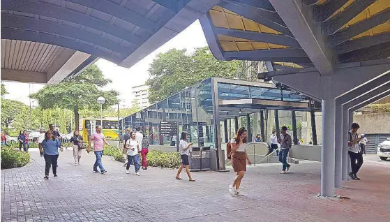  ??  ?? Ayala Land continues to make Makati CBD more pedestrian friendly, with elevated walkways and underpasse­s such as the renovated Legazpi Underpass.