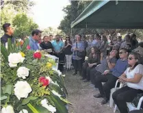  ??  ?? Recordada. “Deja un vacío enorme, que no podrá ser llenado. Fue una gran maestra, dedicada a sus alumnos, que educaba con pasión”, expresó el director escolar Carlos Liborio.