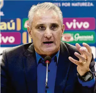  ?? Lucas Figueiredo/cbf ?? O técnico Tite está desde ontem na Granja Comary, em Teresópoli­s, à espera dos jogadores da seleção brasileira para os trabalhos de preparação para a Copa