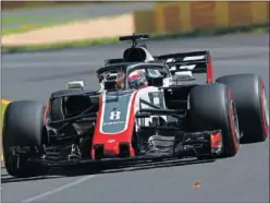  ??  ?? AVANCE. Por ahora, el Haas es el cuarto mejor coche de la parrilla.