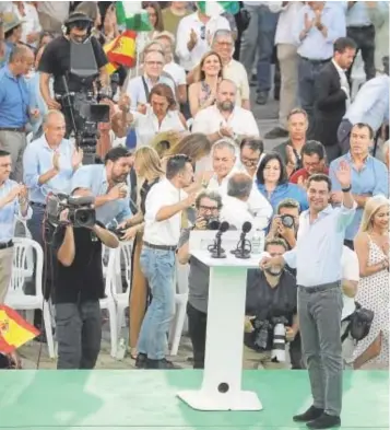  ?? ?? El Partido Popular de Juanma Moreno celebró el cierre de campaña en el Muelle de laSal en Sevilla